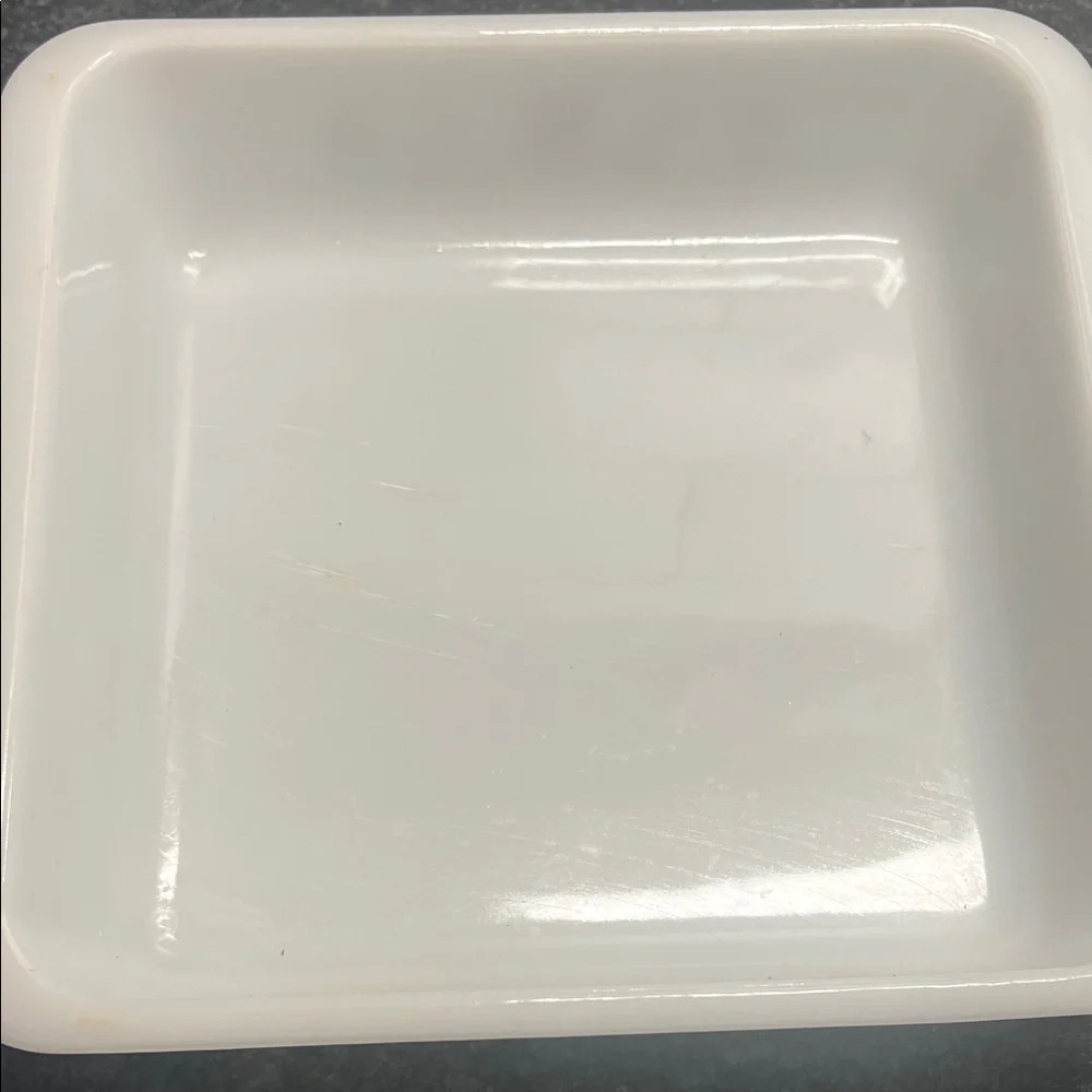 Vintage Glassbake 8x8 Daisy or Primrose pattern Baking Dish. Brownies!